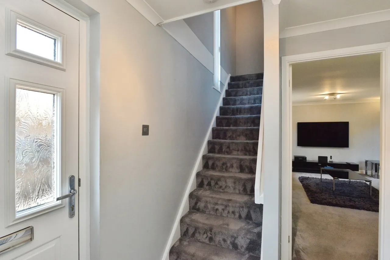 Golspie Croft, Hodge Lea, Milton Keynes, Buckinghamshire, MK12, photo 2