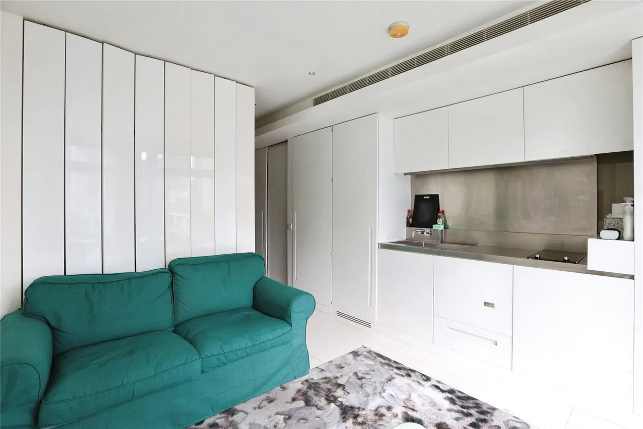 Pan Peninsula Square, London, E14, photo 9