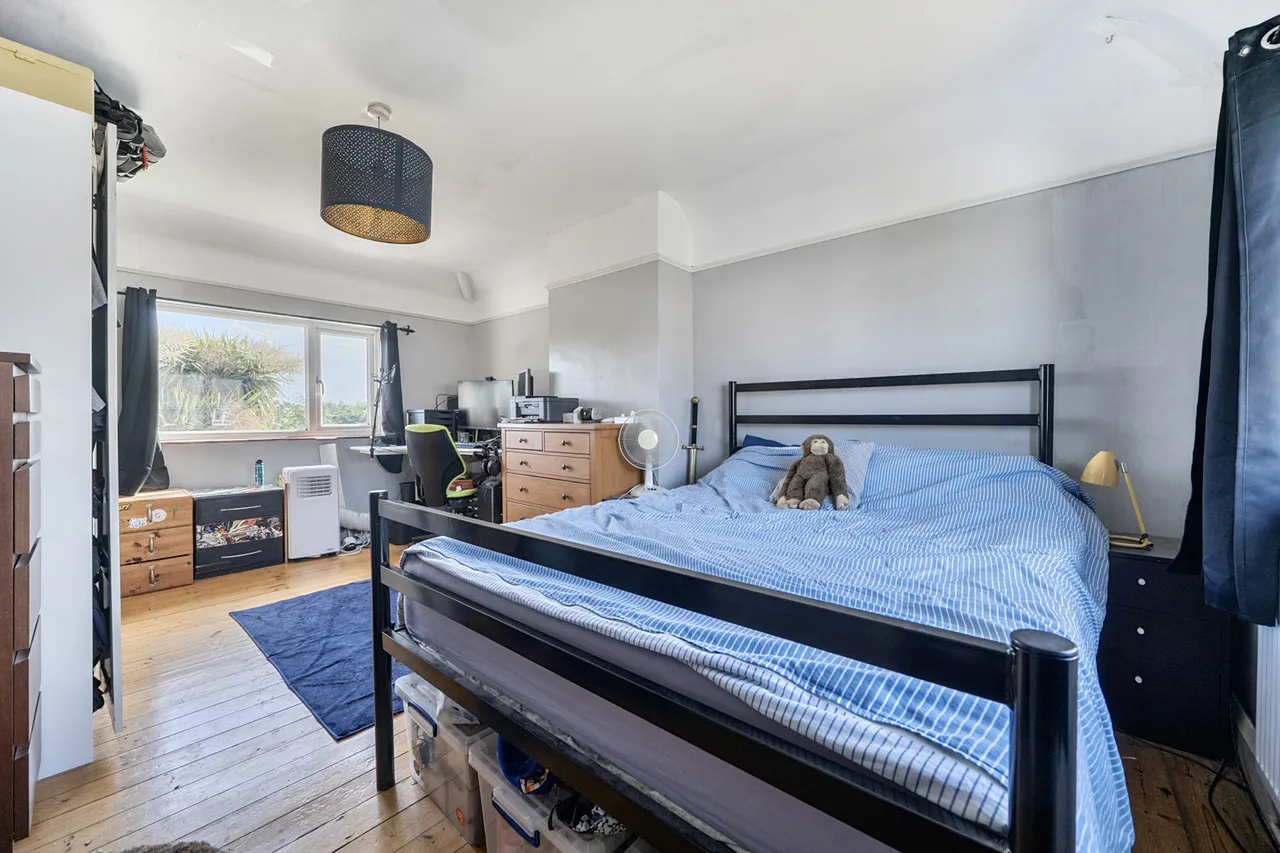 Priory Close, Denham, UB9, photo 8