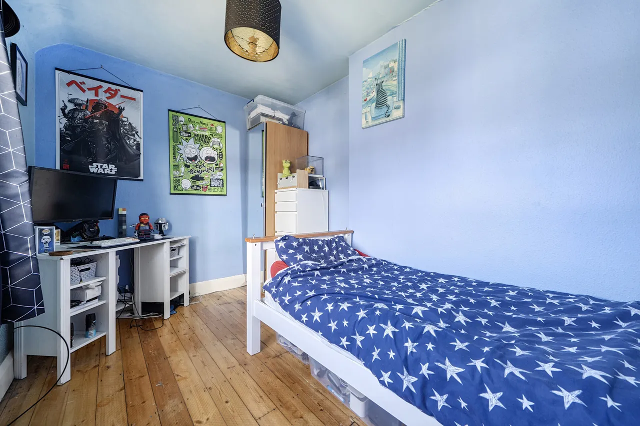 Priory Close, Denham, UB9, photo 15