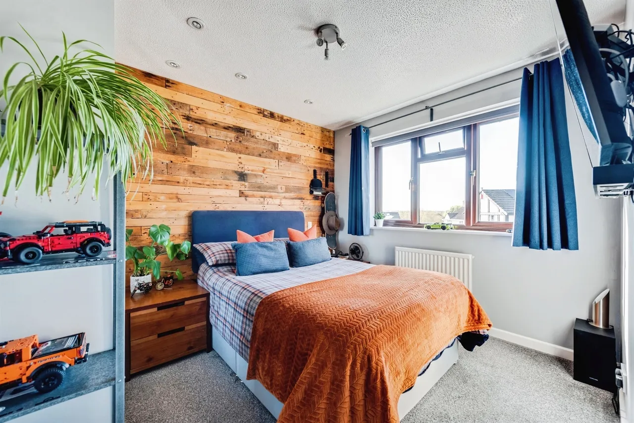 Caraway Drive, Swindon, SN2, photo 9