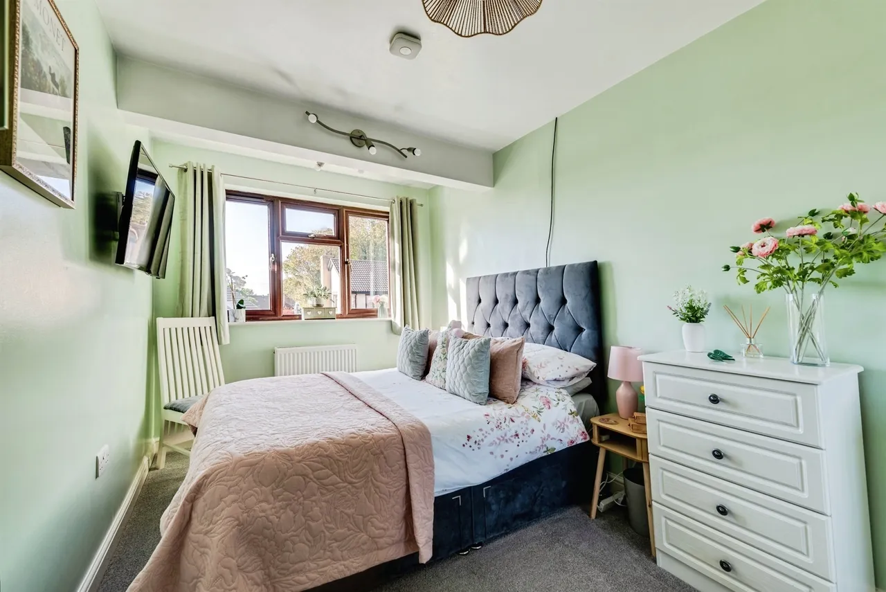 Caraway Drive, Swindon, SN2, photo 8