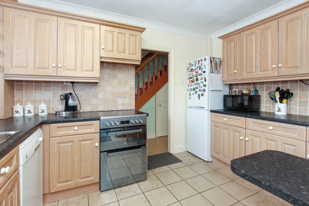 Great Whites Road, Hemel Hempstead, Hertfordshire, HP3 9LH, photo 10
