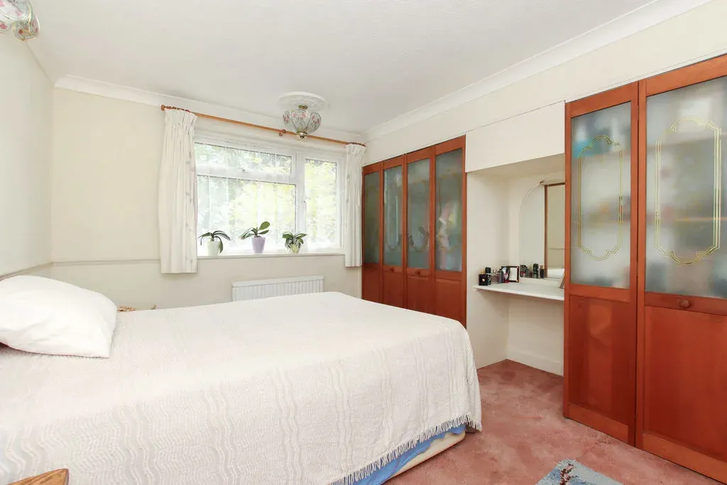 Great Whites Road, Hemel Hempstead, Hertfordshire, HP3 9LH, photo 6