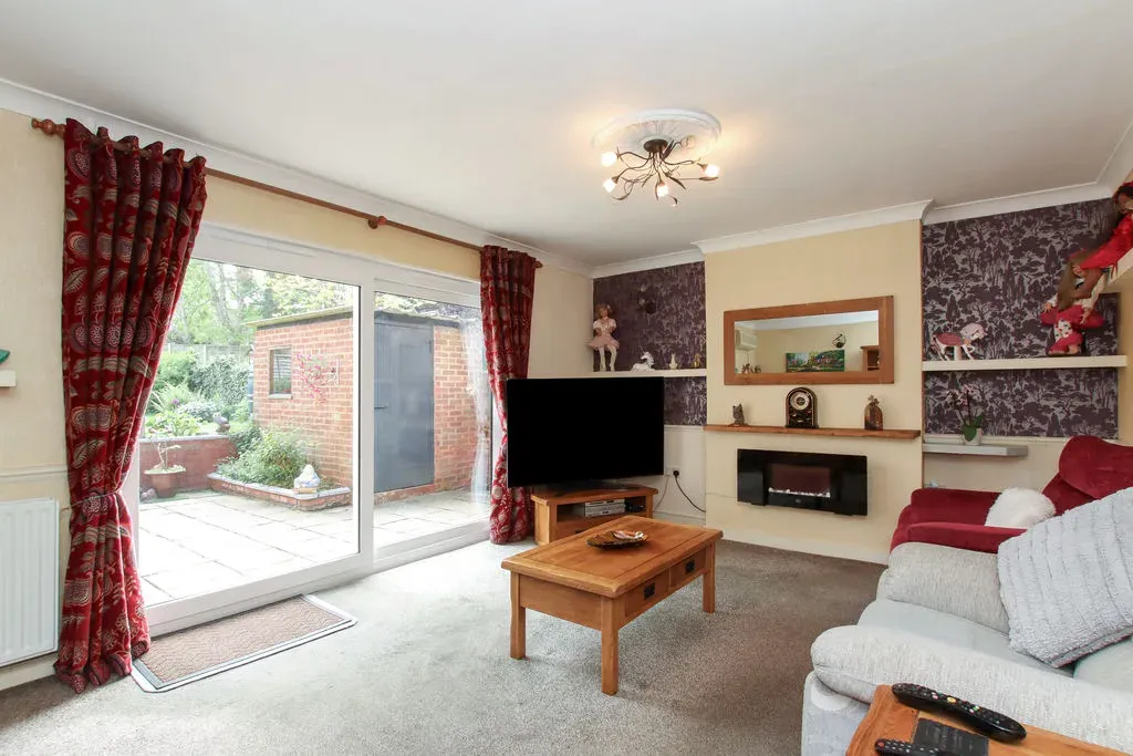 Great Whites Road, Hemel Hempstead, Hertfordshire, HP3 9LH, photo 4