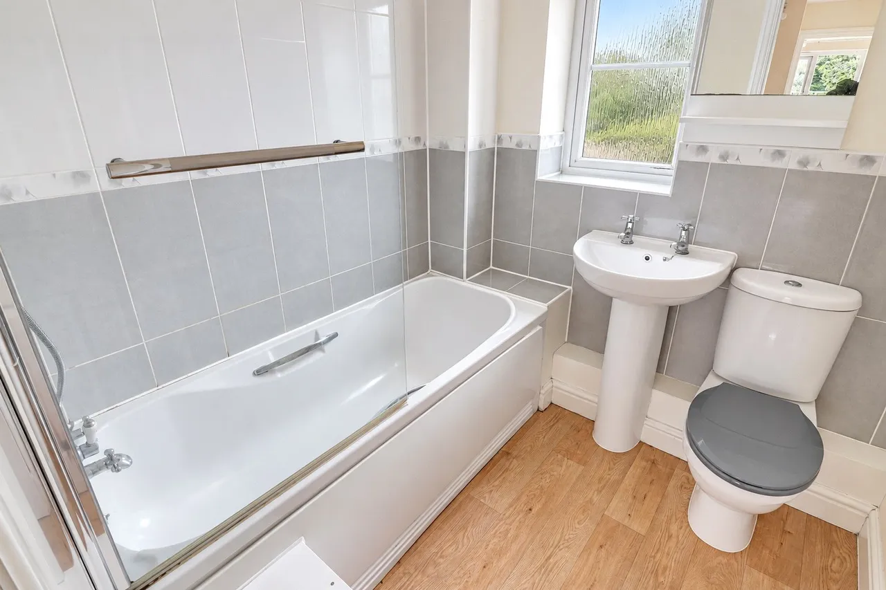 Penhole Drive, Launceston, PL15, photo 8