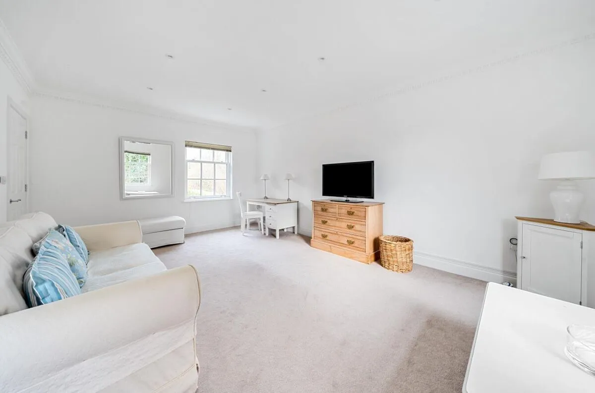 Bridge Park, Twyford, RG10, photo 6