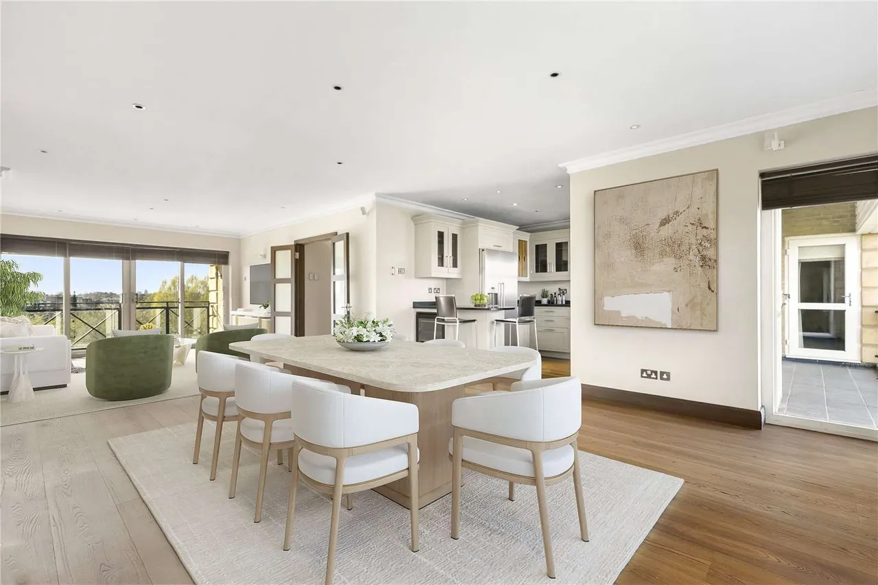 2 bed flat for sale — Handel Mansions, 94 Wyatt Drive, Barnes, London, SW13 8AH
