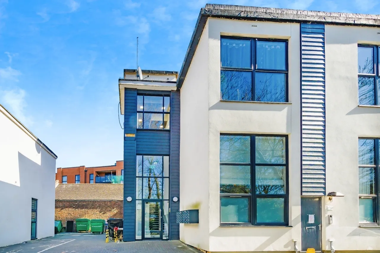 Restmor Way, Wallington, SM6, photo 15