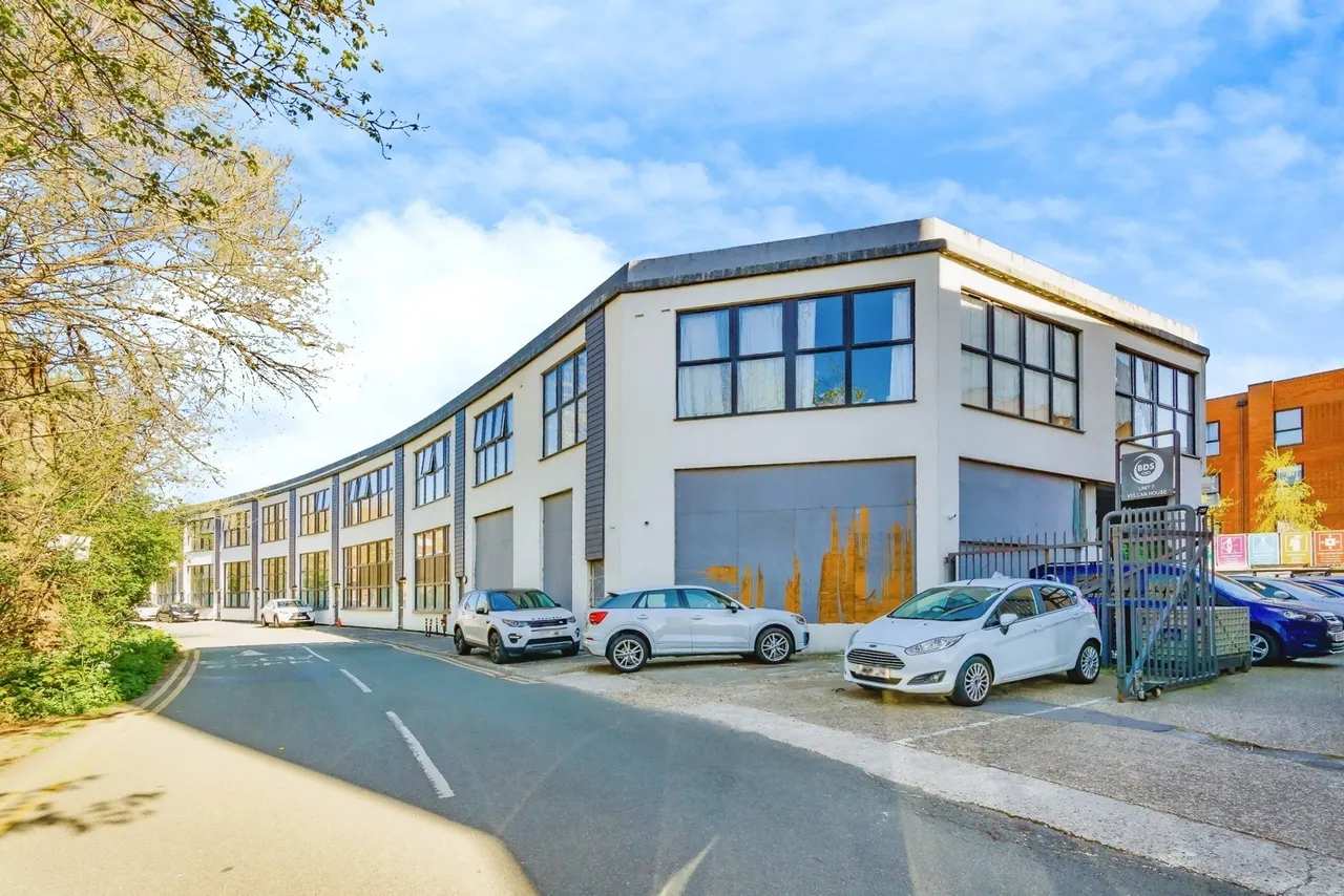 Restmor Way, Wallington, SM6, photo 16