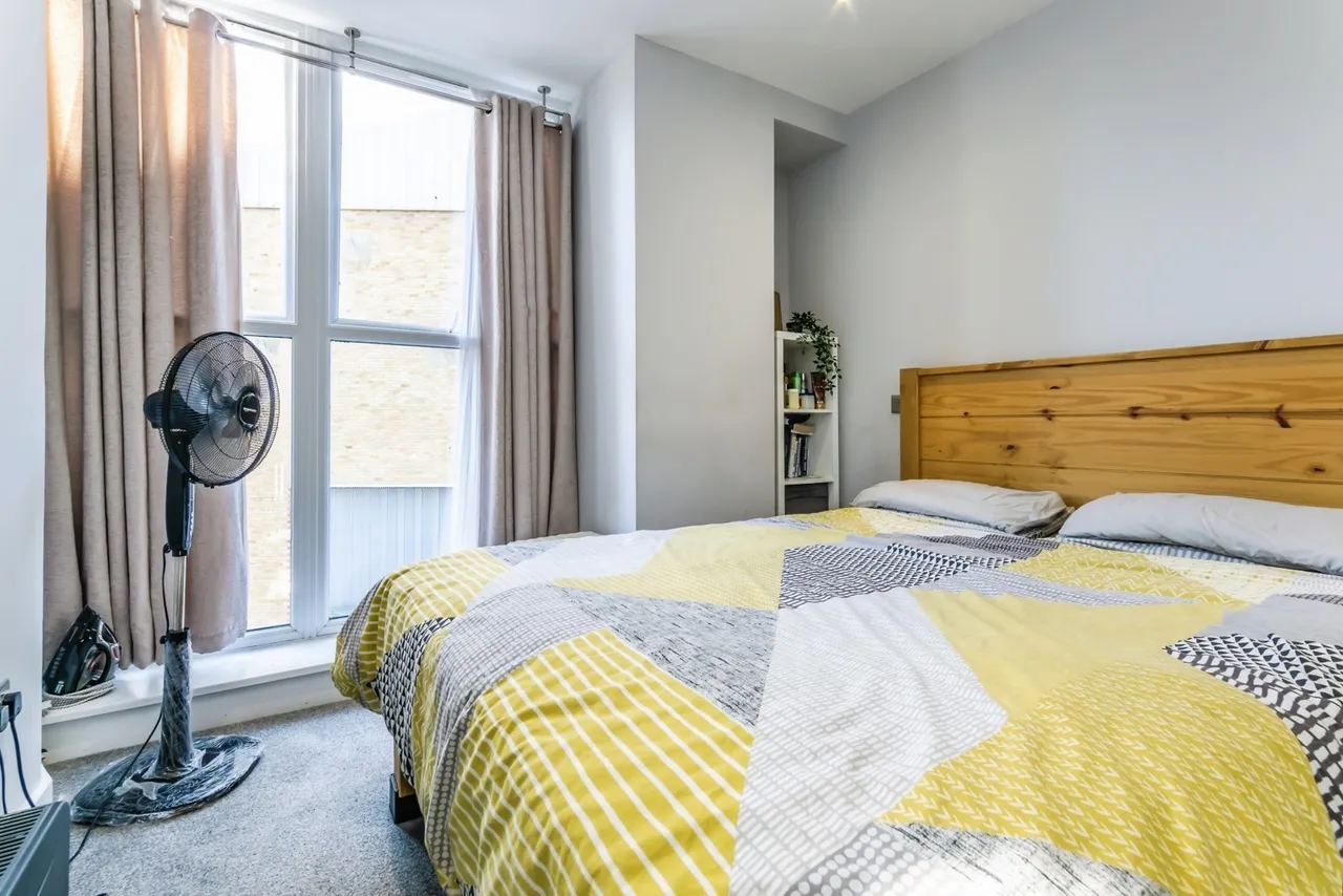 Restmor Way, Wallington, SM6, photo 7