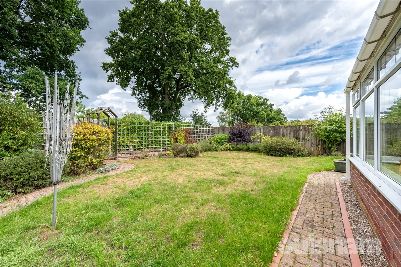 Glenfield Close, Redditch, Worcestershire, B97 5FA, photo 4
