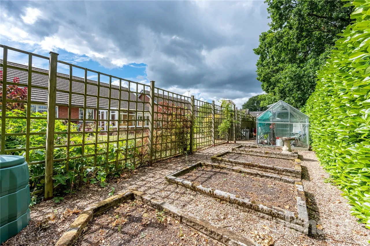 Glenfield Close, Redditch, Worcestershire, B97 5FA, photo 8