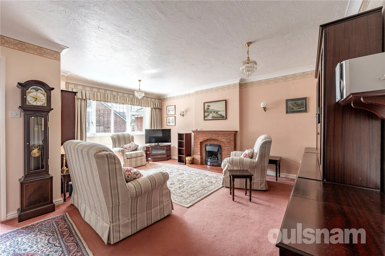 Glenfield Close, Redditch, Worcestershire, B97 5FA, photo 2