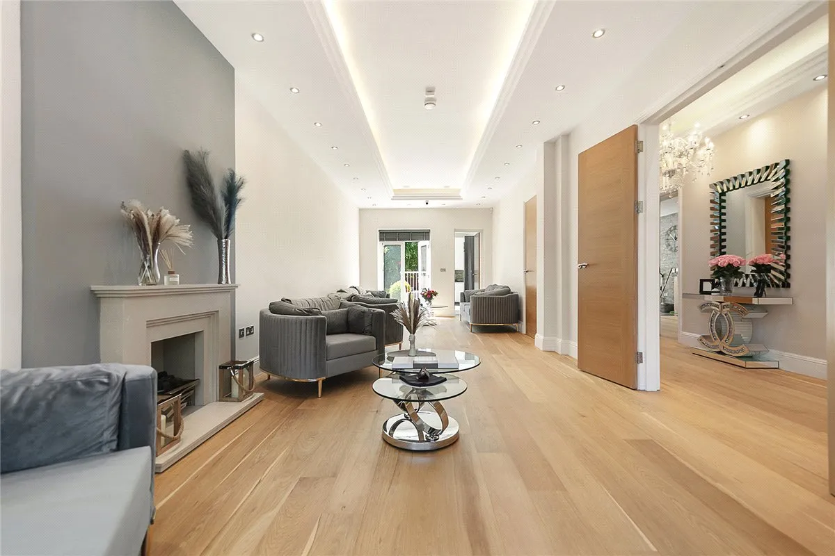 Fulham Palace Road, Fulham, SW6, photo 6
