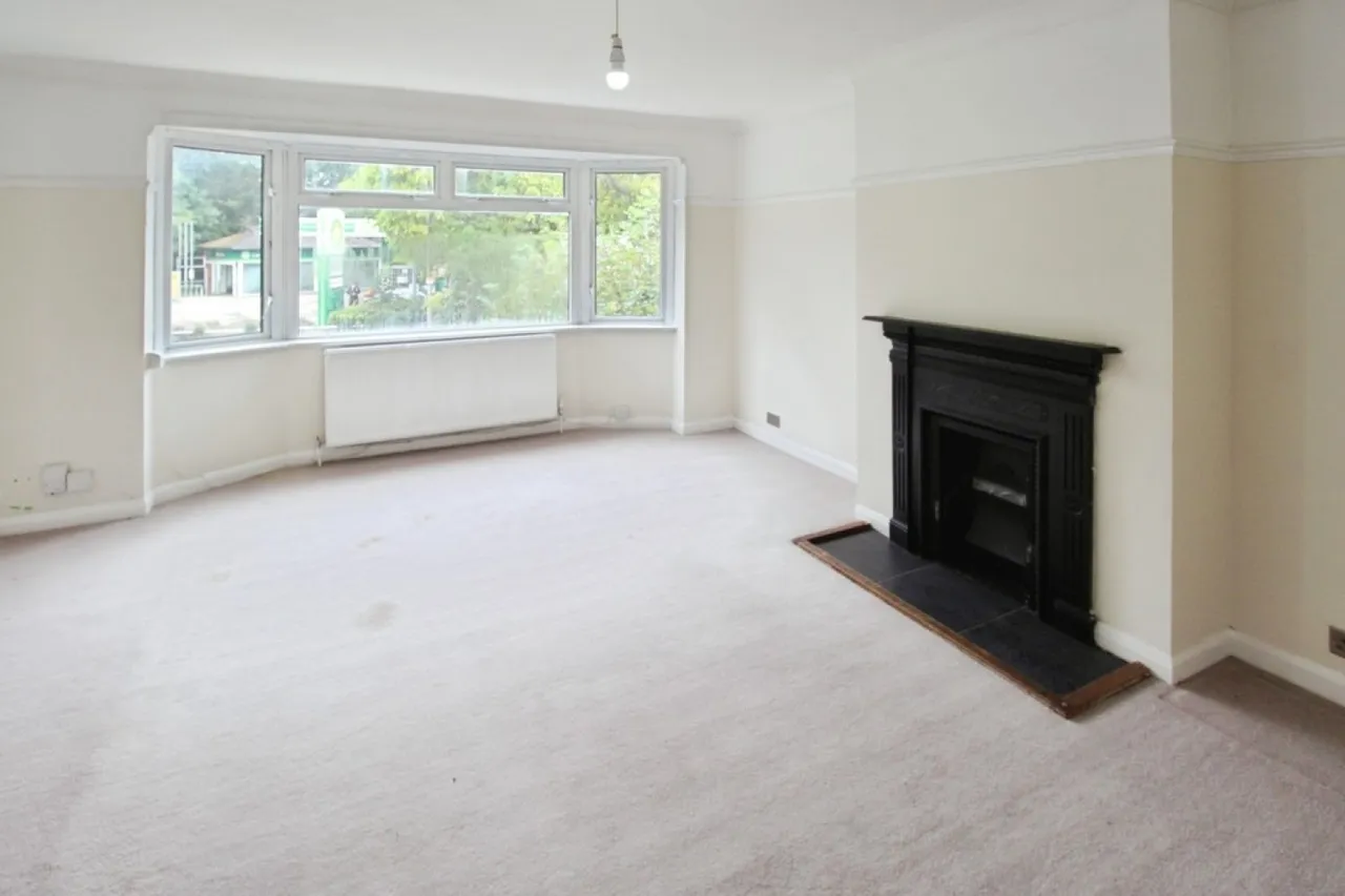 Tilehurst Road, Reading, Berkshire, photo 2