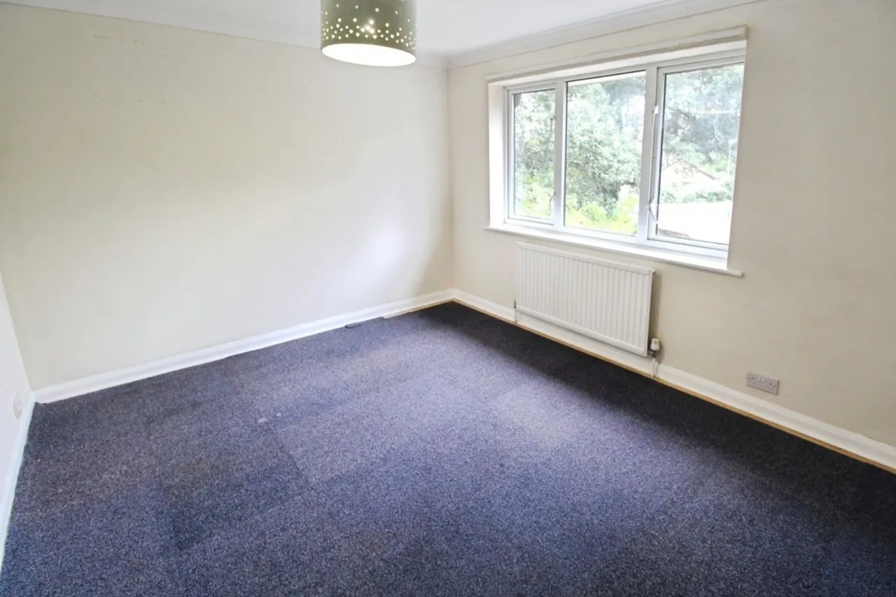 Tilehurst Road, Reading, Berkshire, photo 6