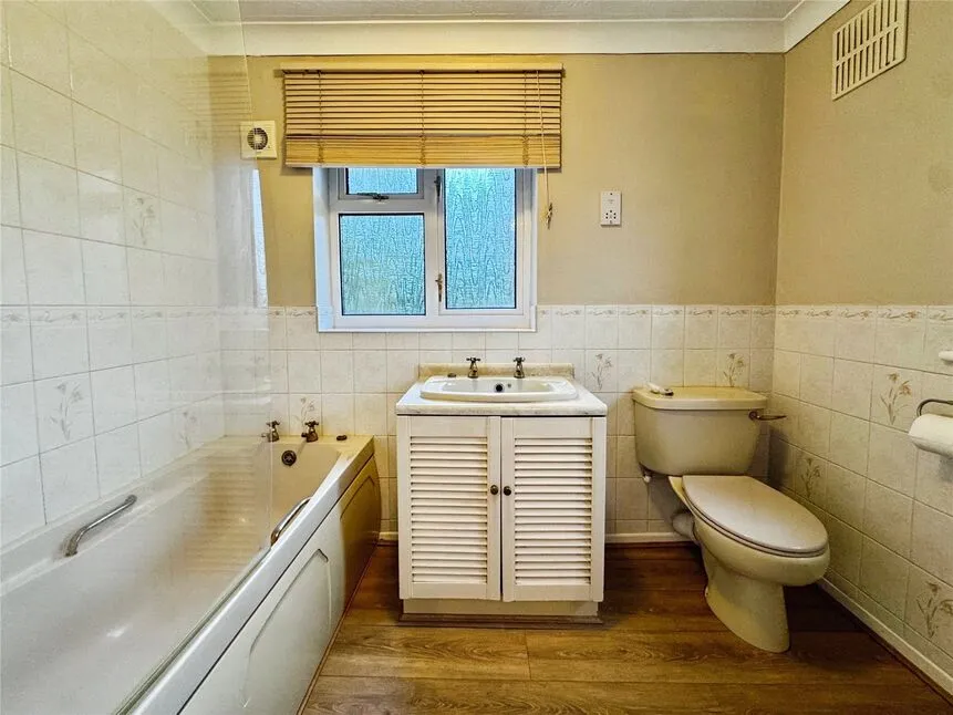 Woodhill Park, Pembury, TN2, photo 12