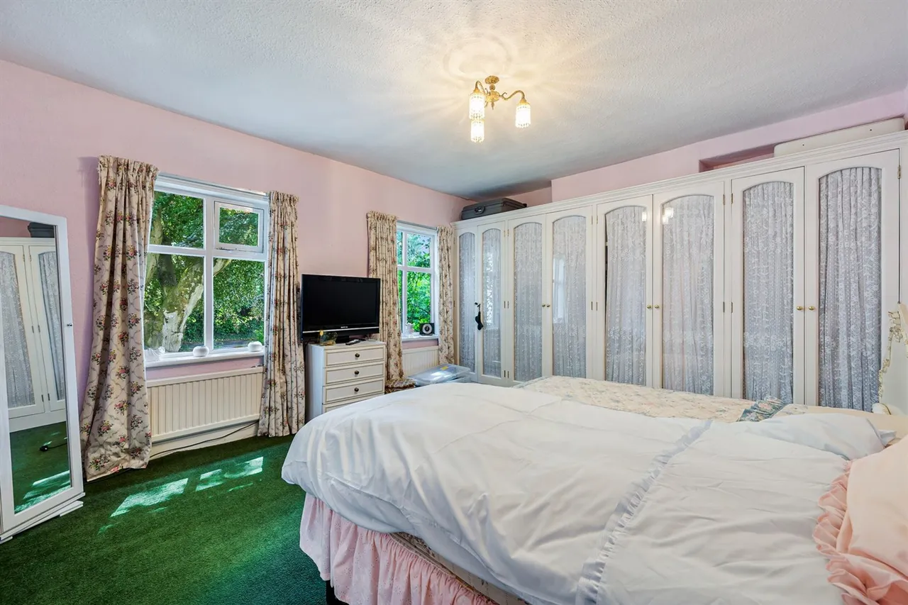 Davyhulme Road, Manchester, photo 17