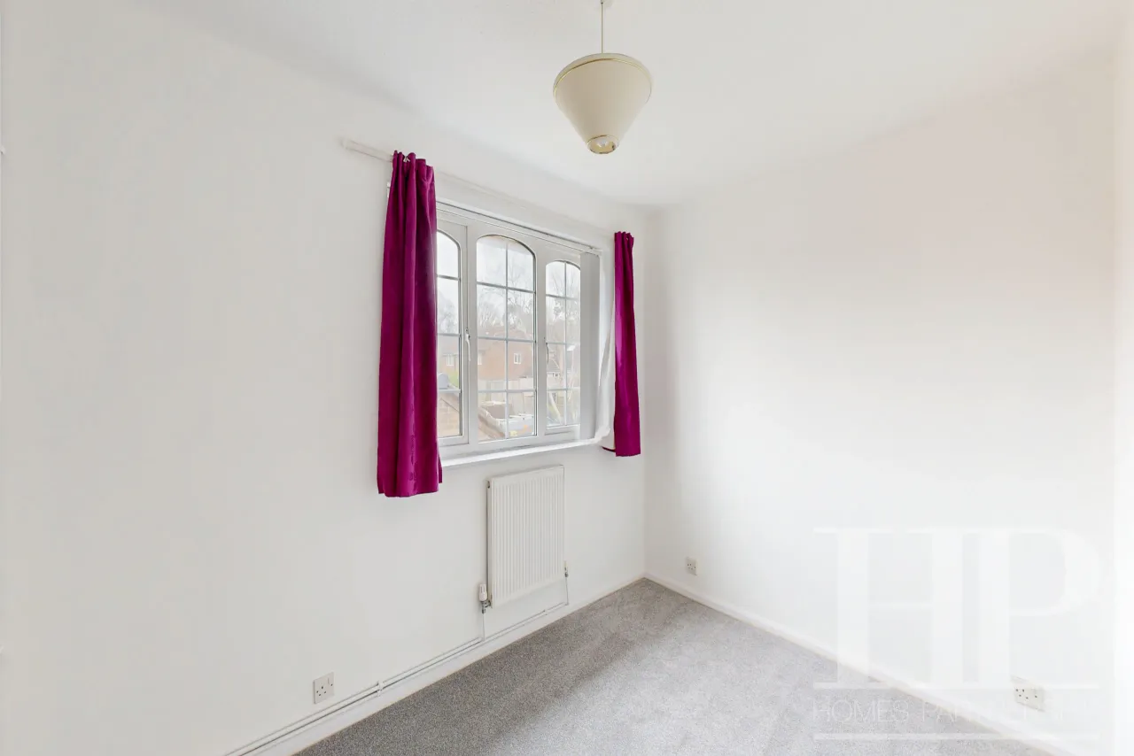 Hollingbourne Crescent, Crawley, RH11, photo 11