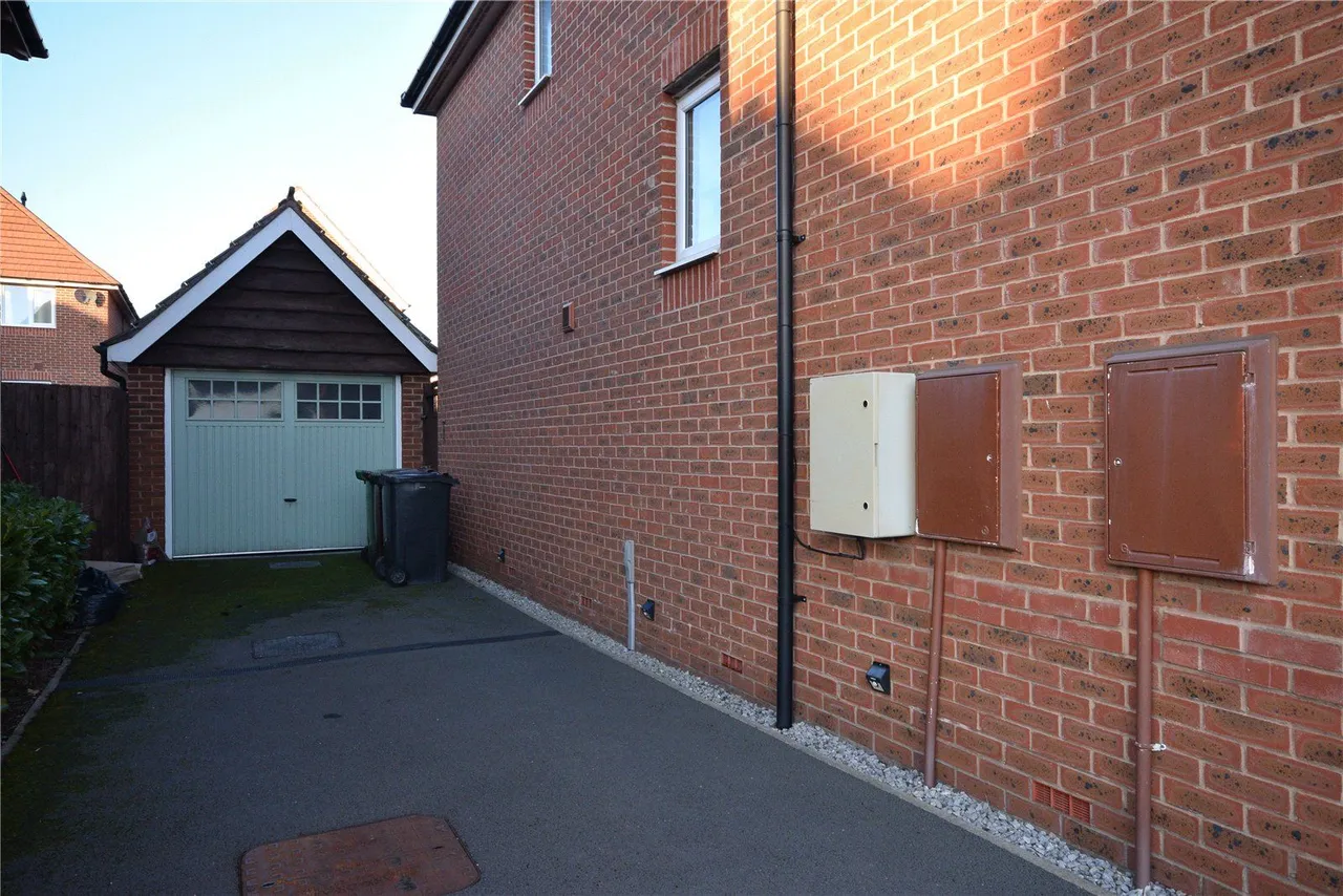 Wellington Row, Morley, LS27, photo 16