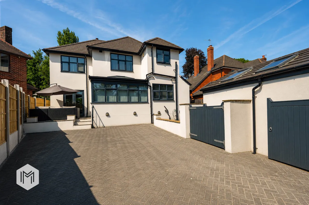 Bury & Bolton Road, Radcliffe, Manchester, M26 4LD, photo 25