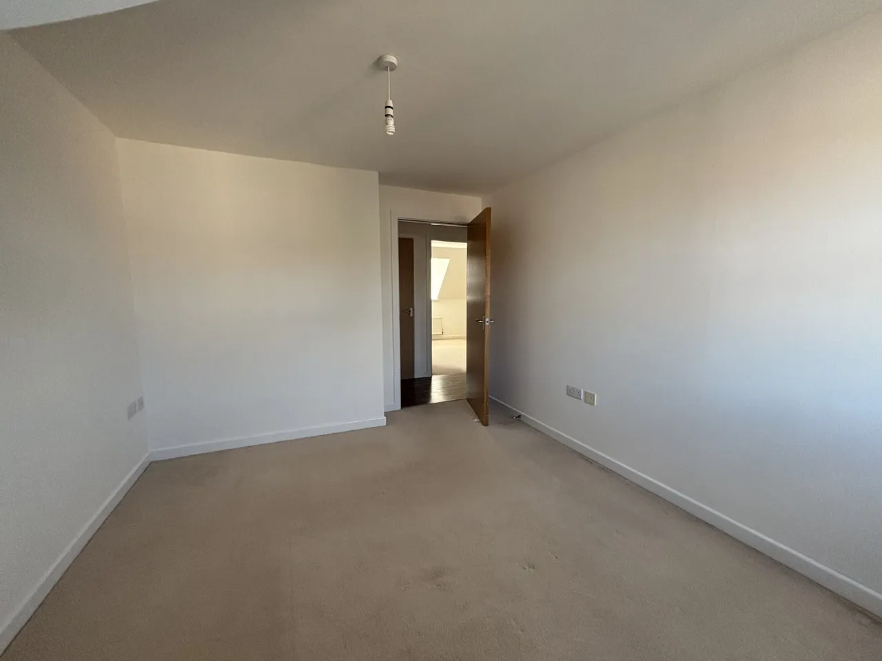 Ferncroft Walk, DE73, photo 9