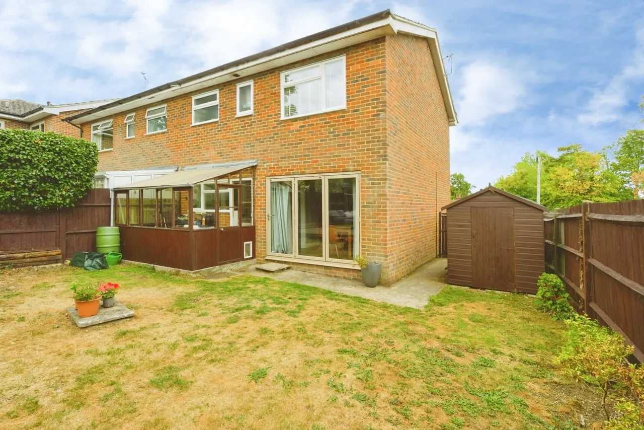 Castle Close, Bletchingley, RH1, photo 14