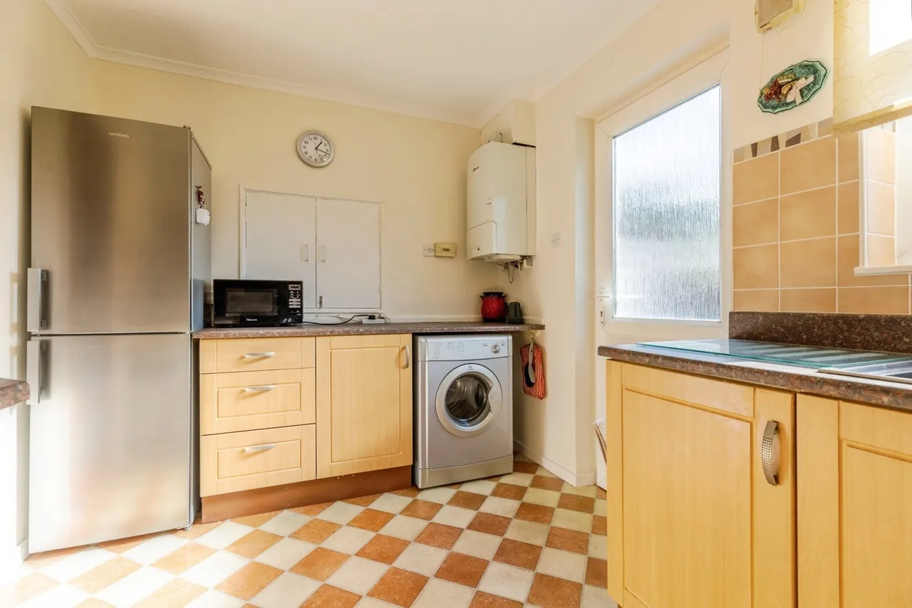 Buckshaw Hall Close, Chorley, PR7, photo 5