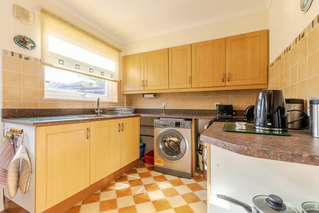 Buckshaw Hall Close, Chorley, PR7, photo 4