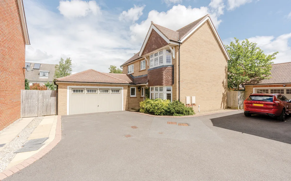 4 bed house for sale, Great Clover Leaze, Cheswick Village, BS16