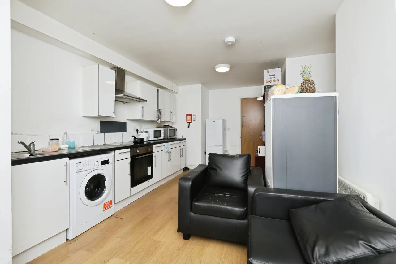 200 Crookes Valley Road, Sheffield, photo 9