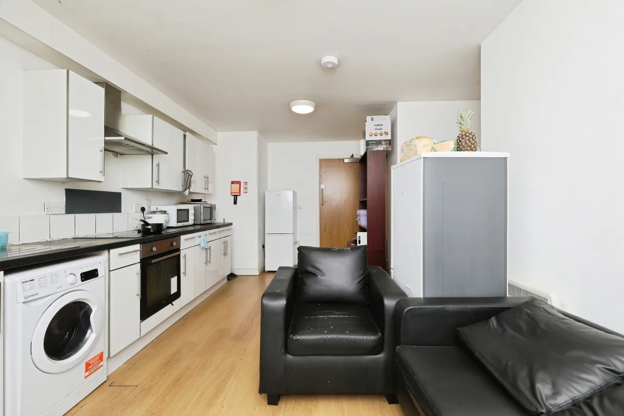 200 Crookes Valley Road, Sheffield, photo 8