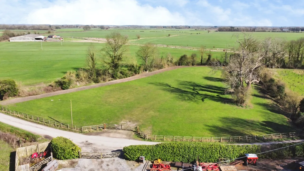 Main Street, Skerne, YO25, photo 4