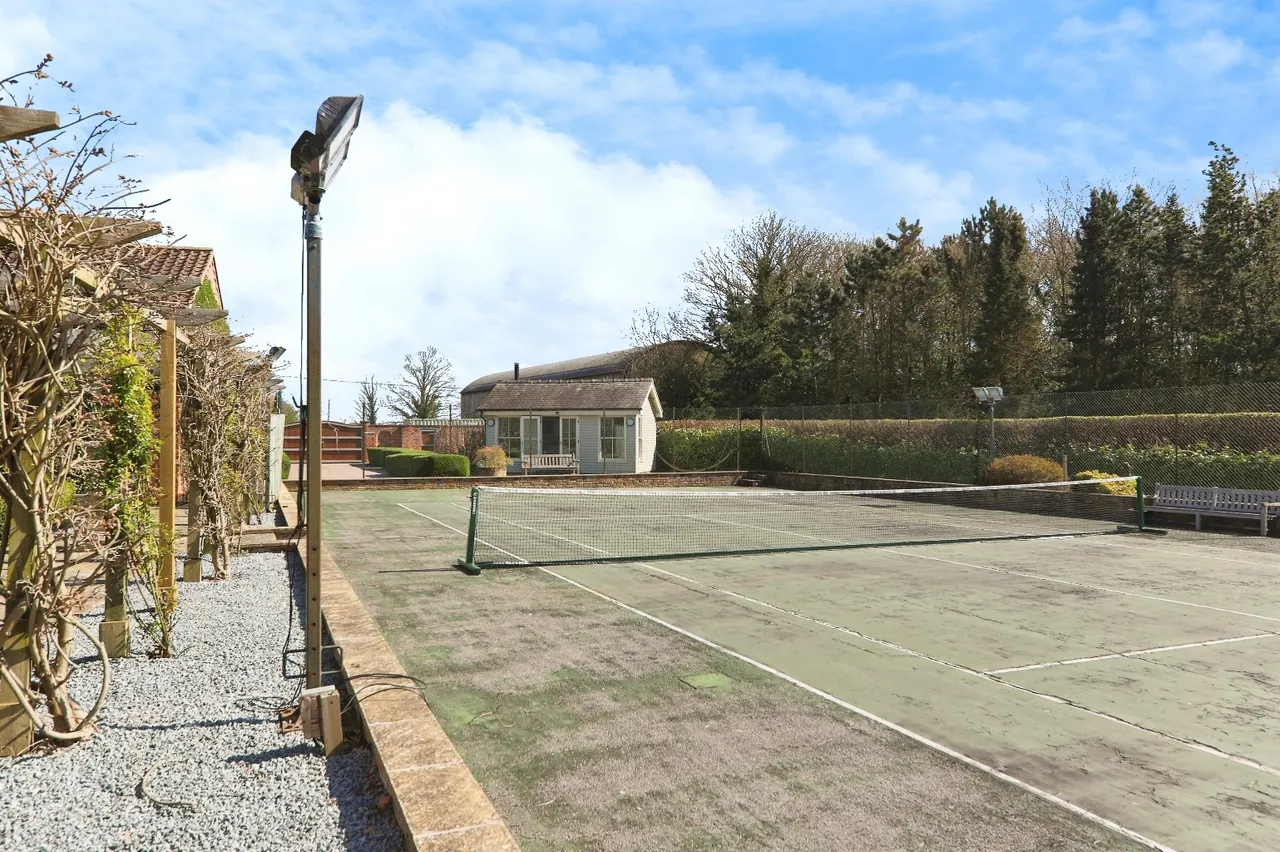 Main Street, Skerne, YO25, photo 5