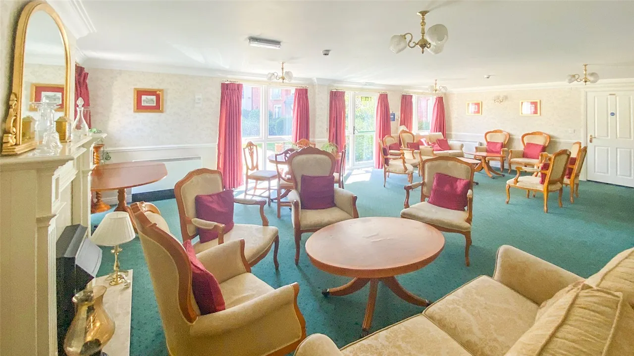 Station Road, Marple, SK6, photo 15