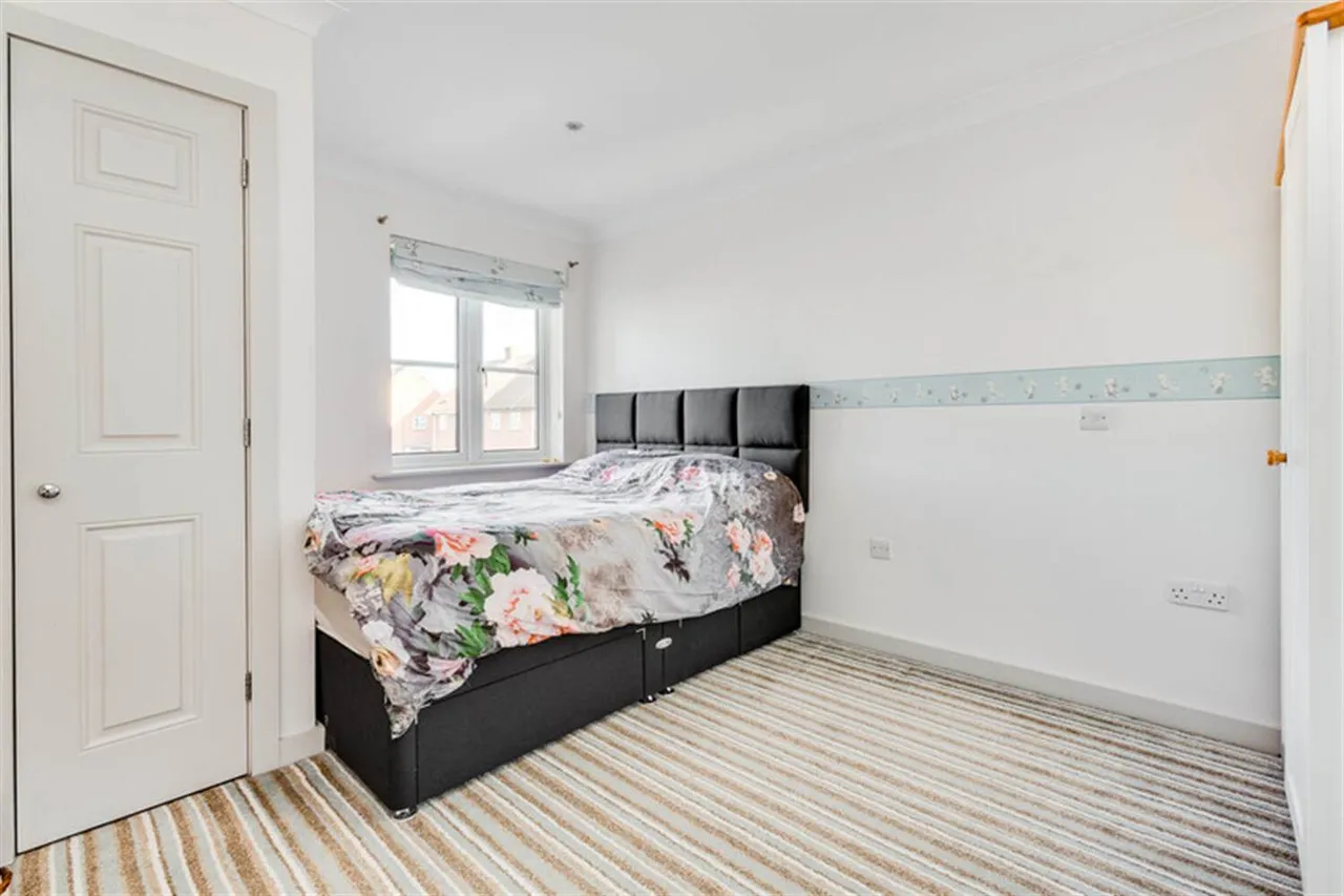 Cobham, KT11 1BD, photo 4