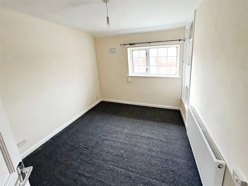 Kemberton Road, Wolverhampton, West Midlands, WV3, photo 7