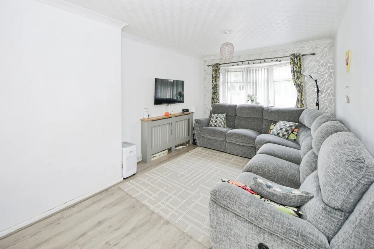 Meriden Drive, Birmingham, West Midlands, B37, photo 2