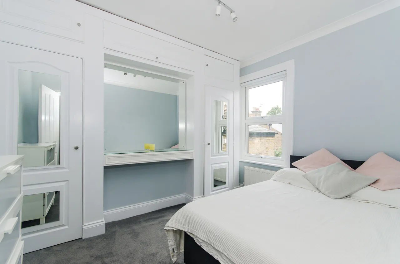 16b Lothair Road, London, photo 3