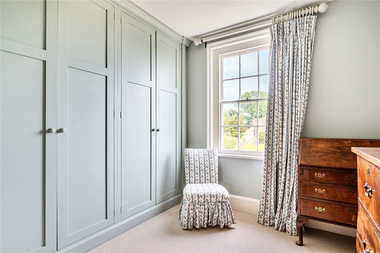 High Street, Burwash, TN19, photo 20