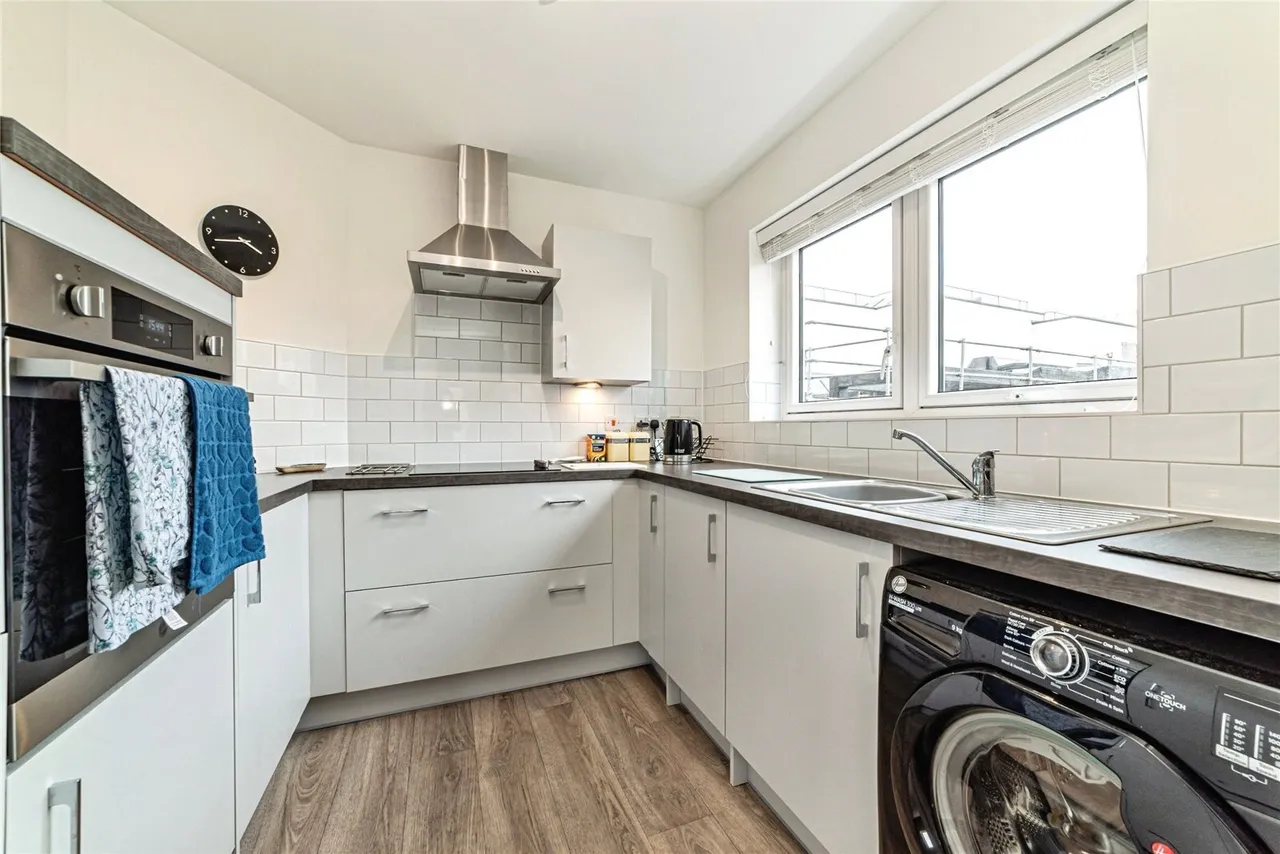 London Road, Basingstoke, RG21, photo 14