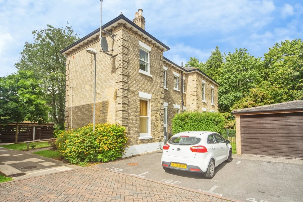 Archers Road, Banister Park, SO15, photo 18