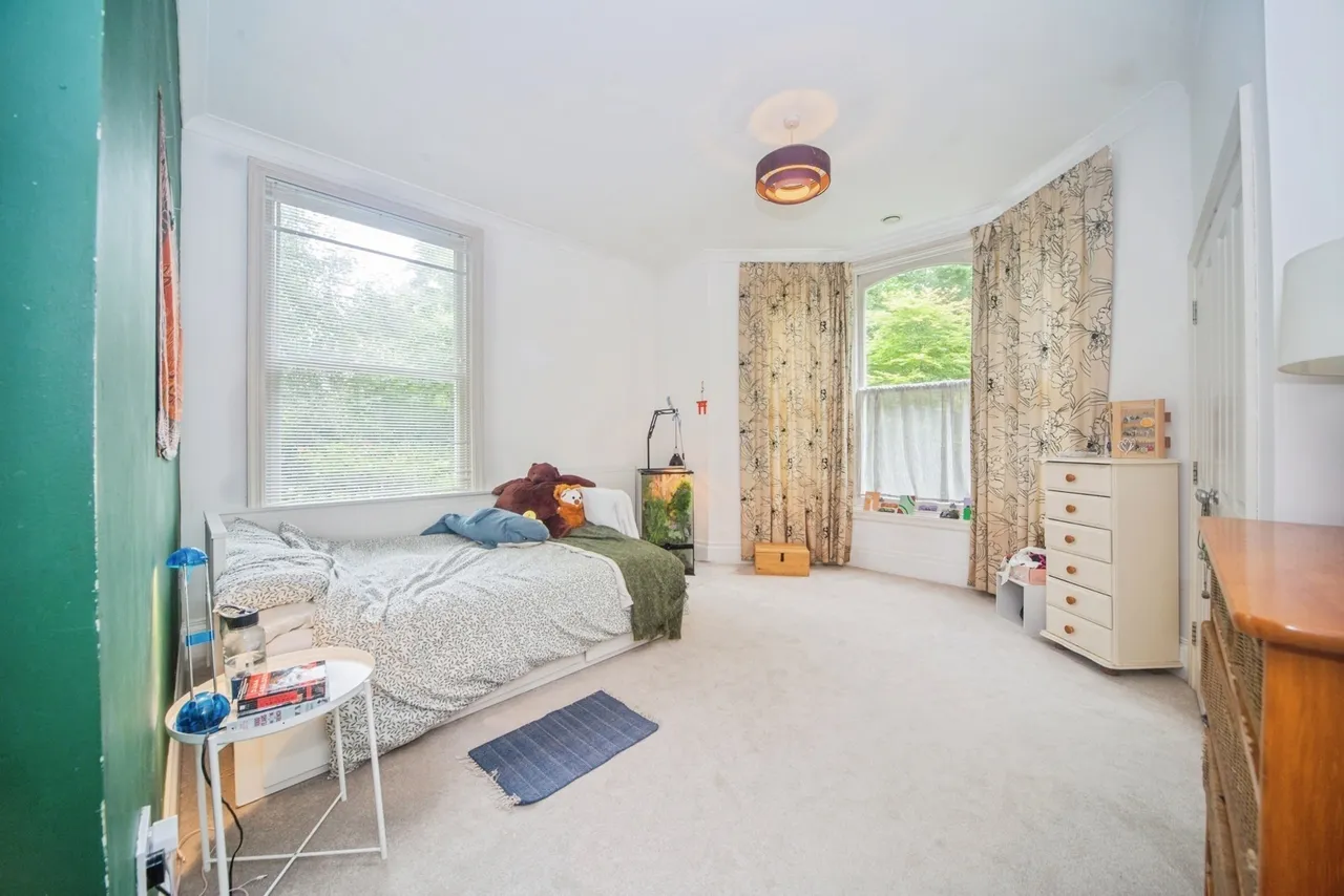 Archers Road, Banister Park, SO15, photo 9
