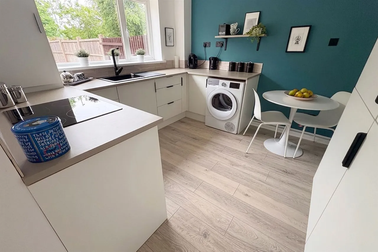 13 Croome Close, Redditch, photo 11
