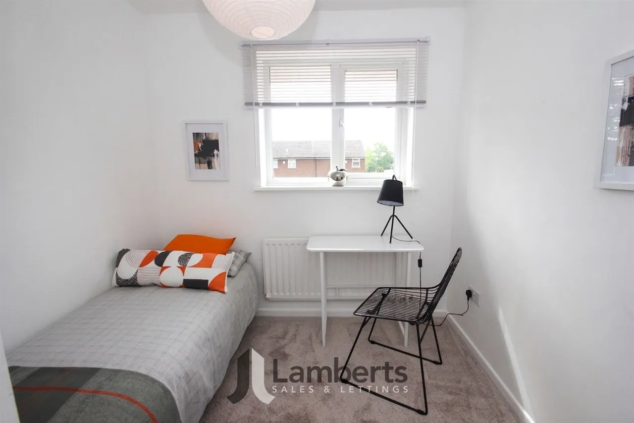 13 Croome Close, Redditch, photo 19