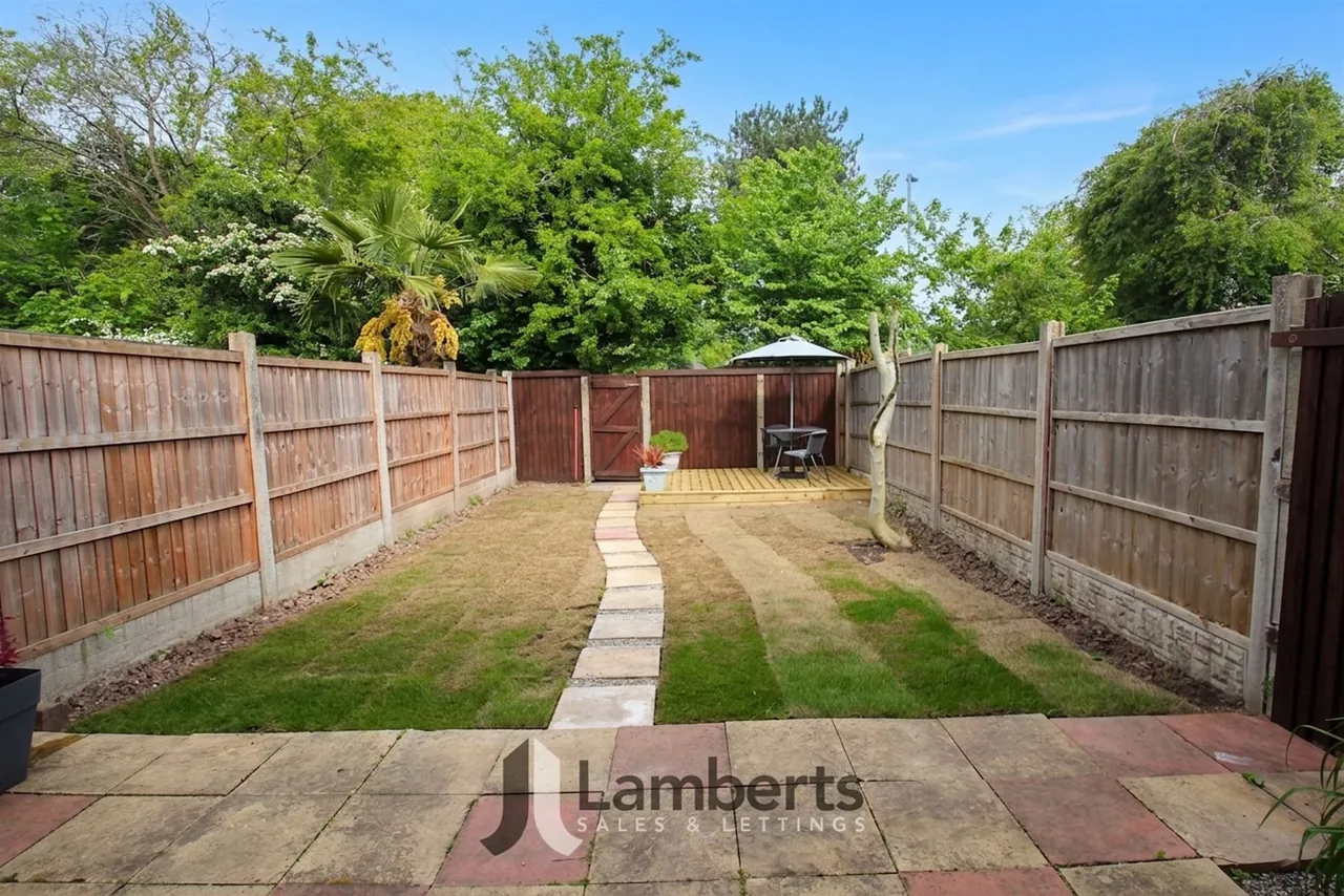 13 Croome Close, Redditch, photo 28