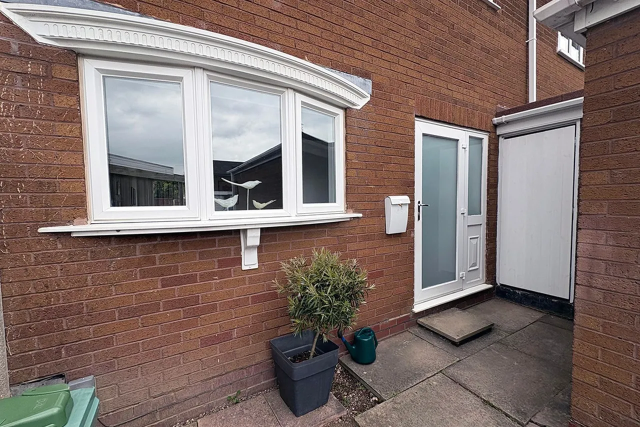 13 Croome Close, Redditch, photo 30