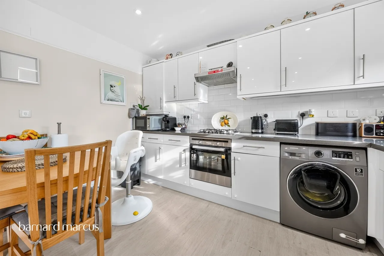 Bensham Grove, Thornton Heath, CR7, photo 5