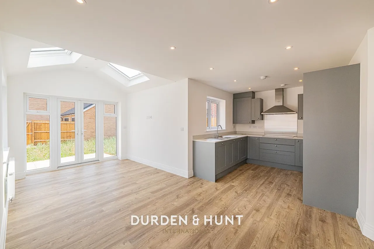Cinderpath Way, Great Bentley, CO7, photo 2